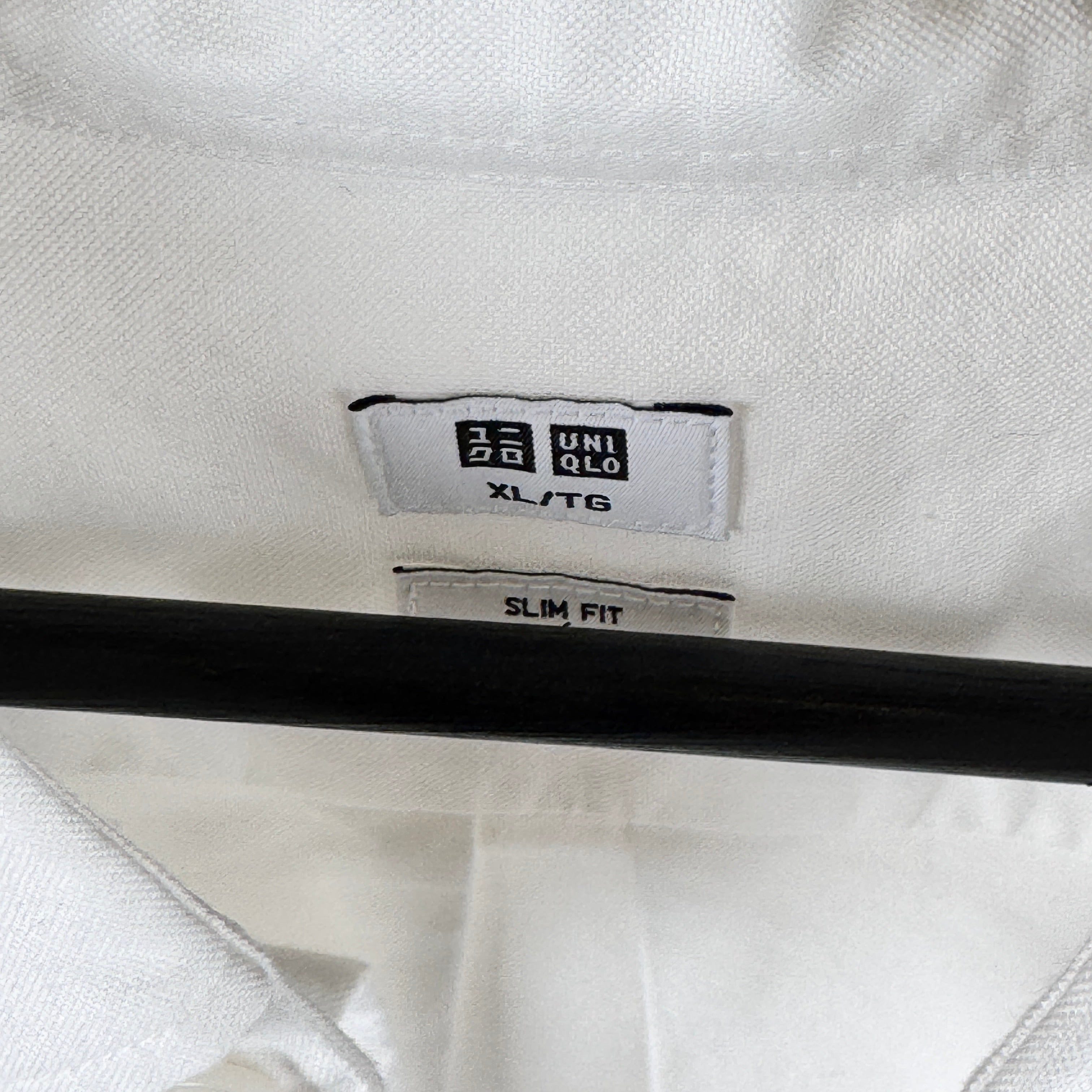 Fight Like A Girl Illustration Uniqlo Shirt - WHITE - EMBROIDERED - (Size XL)