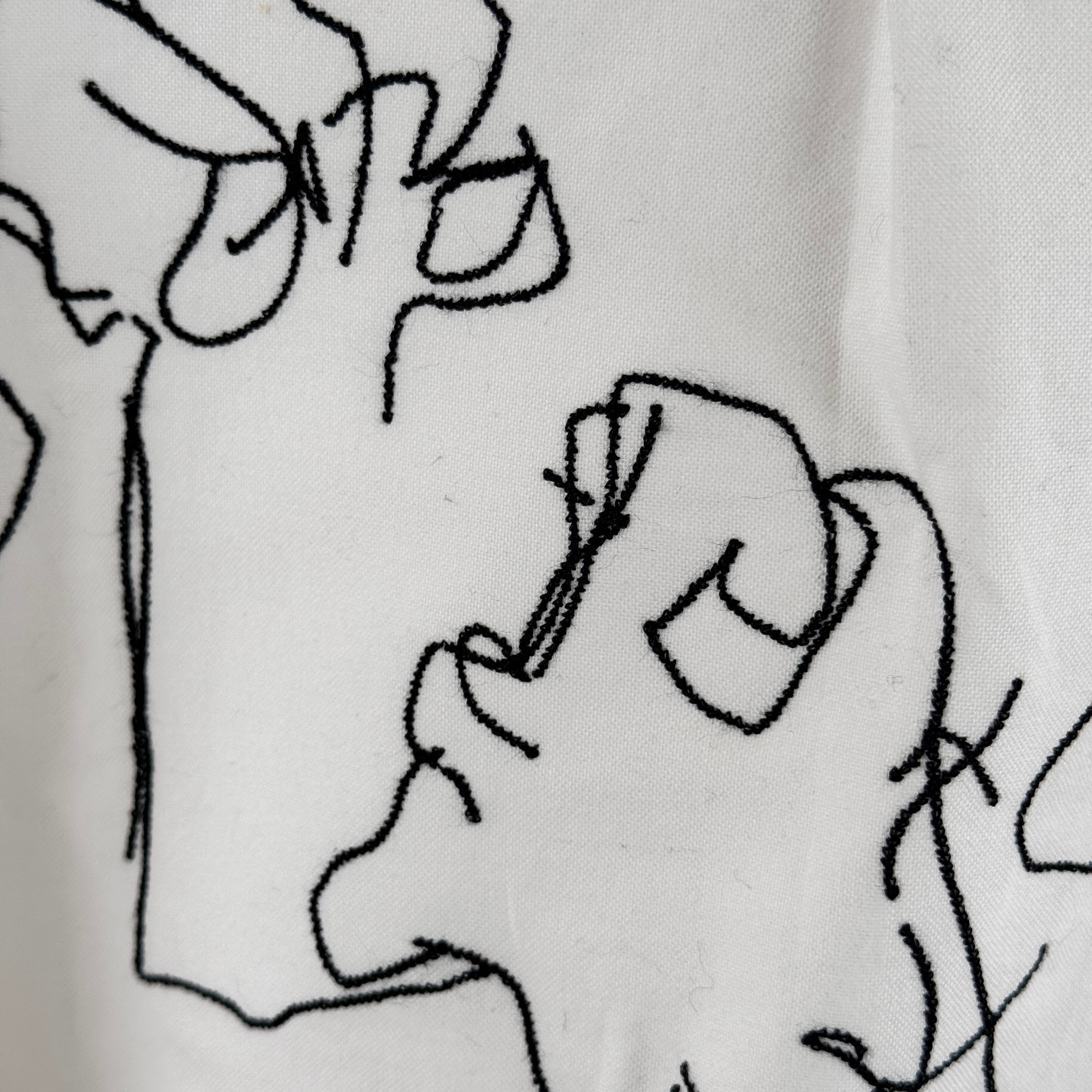 Fight Like A Girl Illustration Uniqlo Shirt - WHITE - EMBROIDERED - (Size XL)