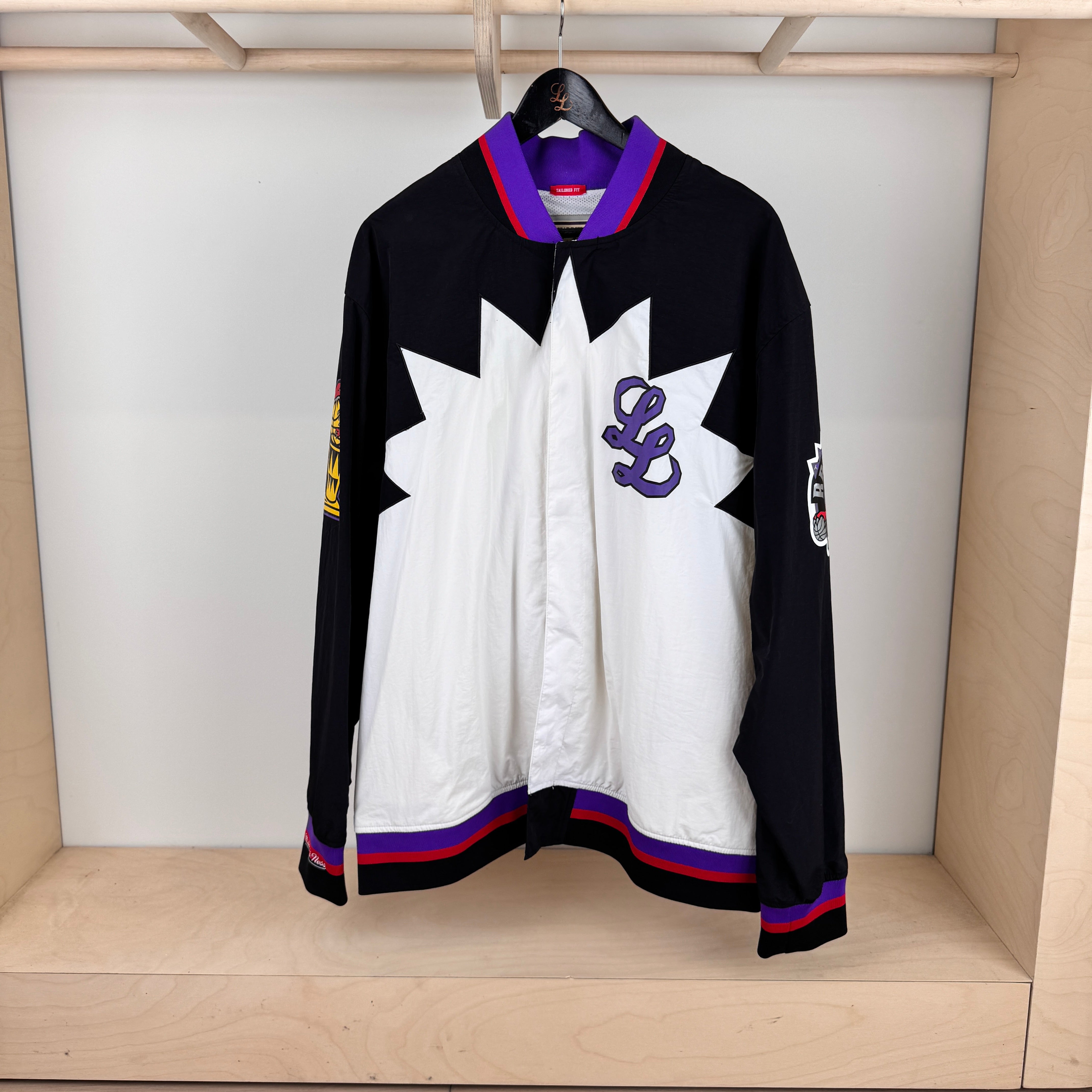 Raptors Mitchell & Ness Jacket - BLACK/WHITE - (Size XL)