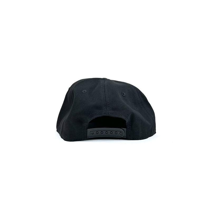 RAISED LL LOGO 5-PANEL CAP [BLACK]