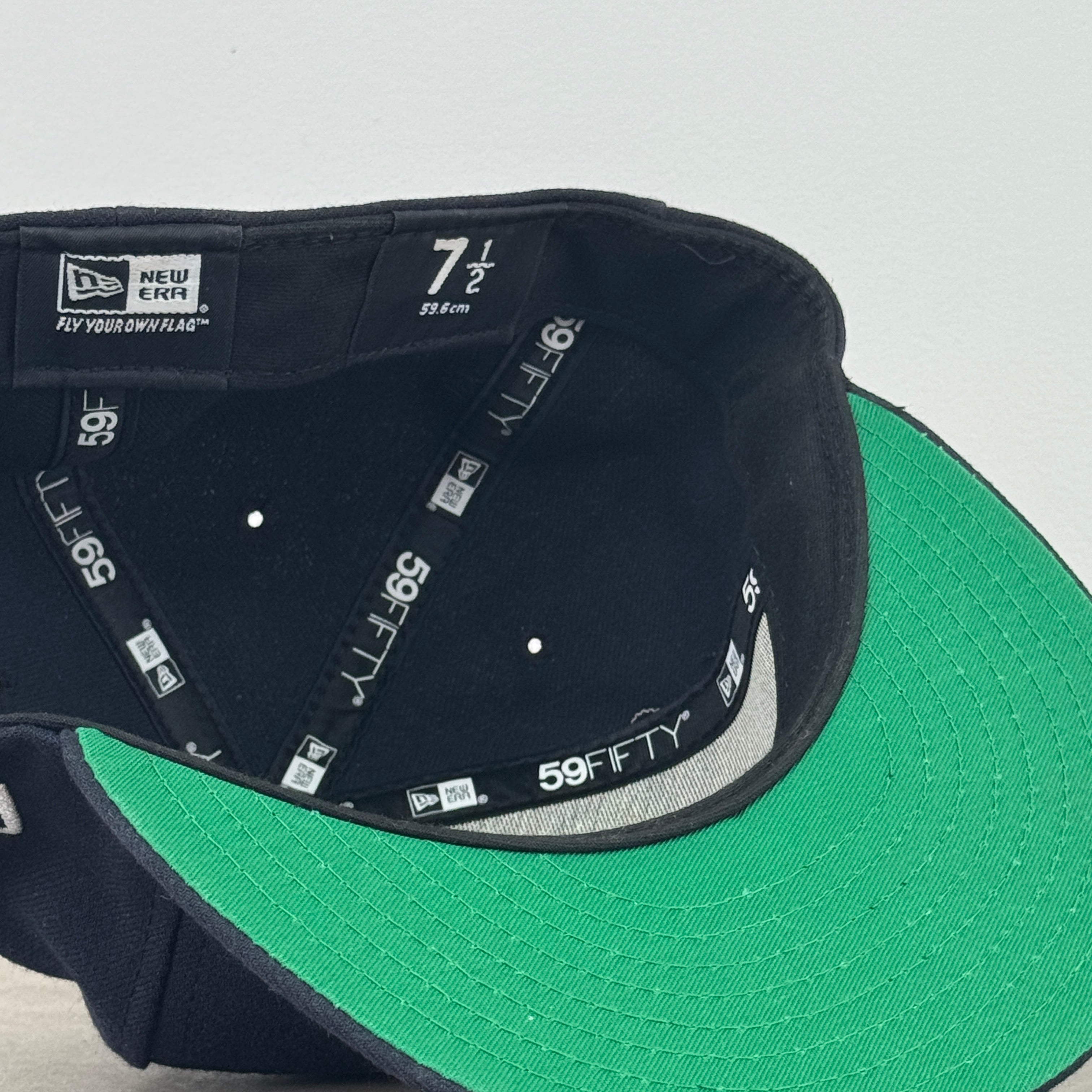 Low Landers New Era 59FIFTY Fitted Cap - Personal Collection - RED/NAVY - [SIZE 7 1/2]