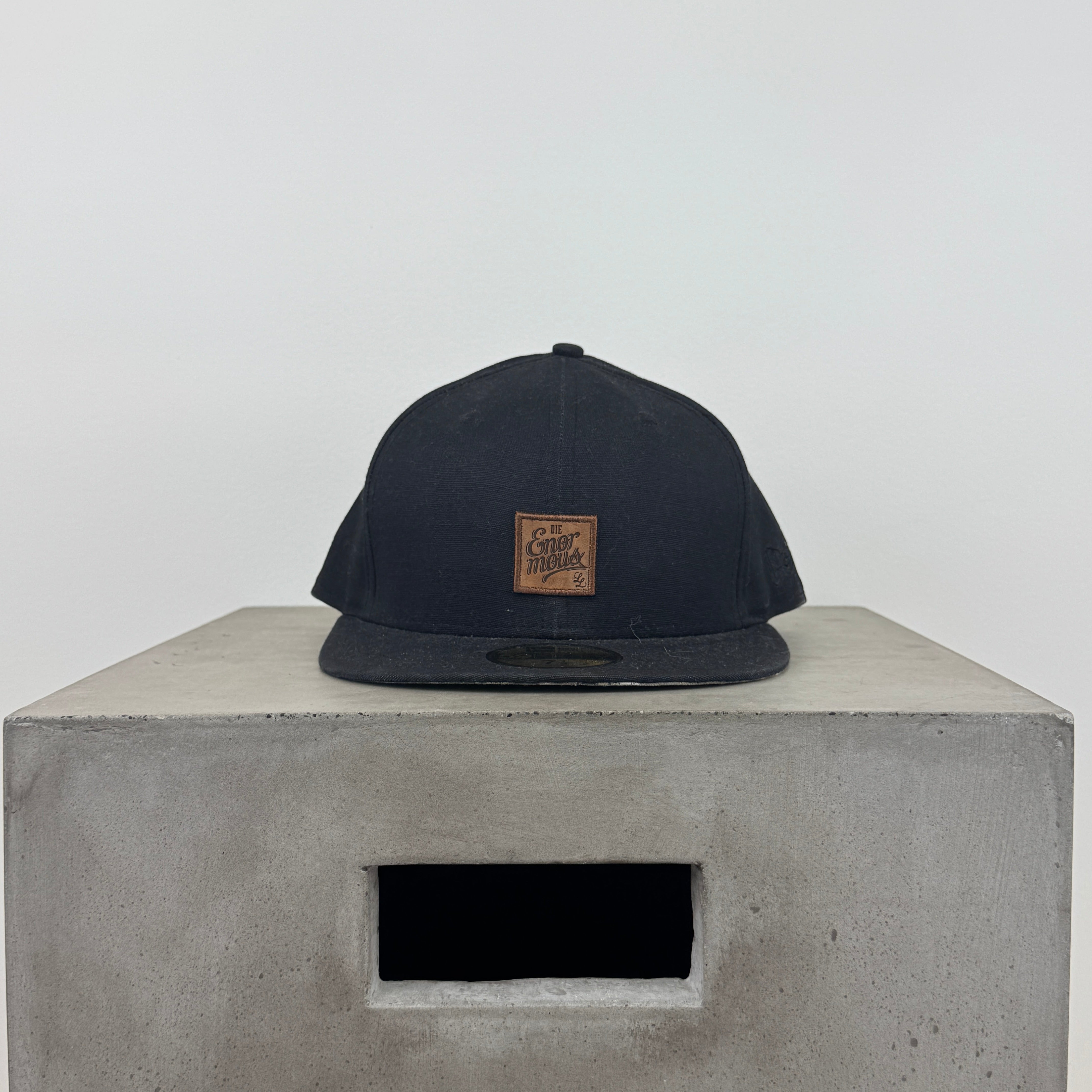 Die Enormous New Era 59FIFTY Fitted Cap Realtree Underbill - SAMPLE - BLACK - [SIZE 7 1/2]