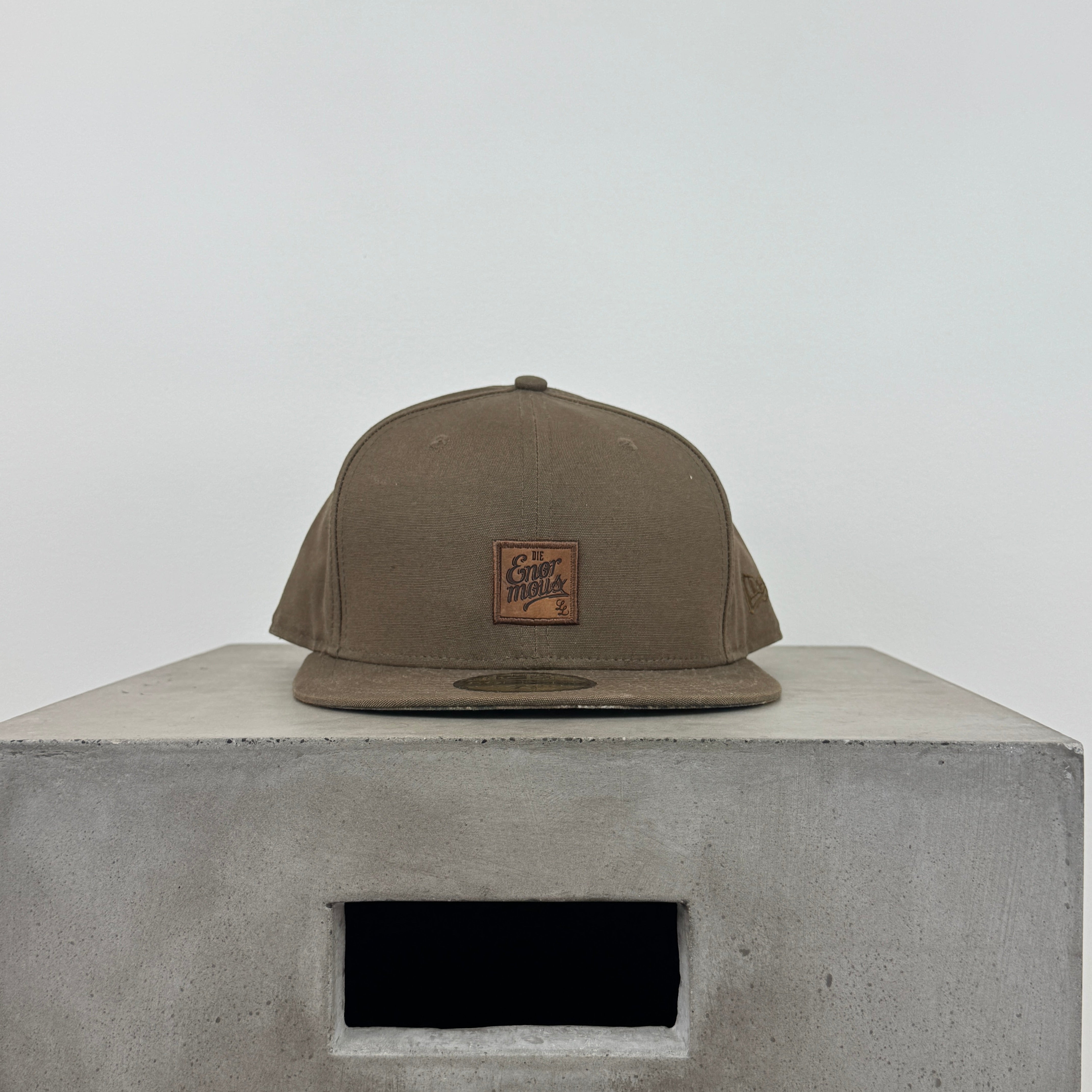 Die Enormous New Era 59FIFTY Fitted Cap Realtree Underbill - SAMPLE - OLIVE - [SIZE 7 1/2]