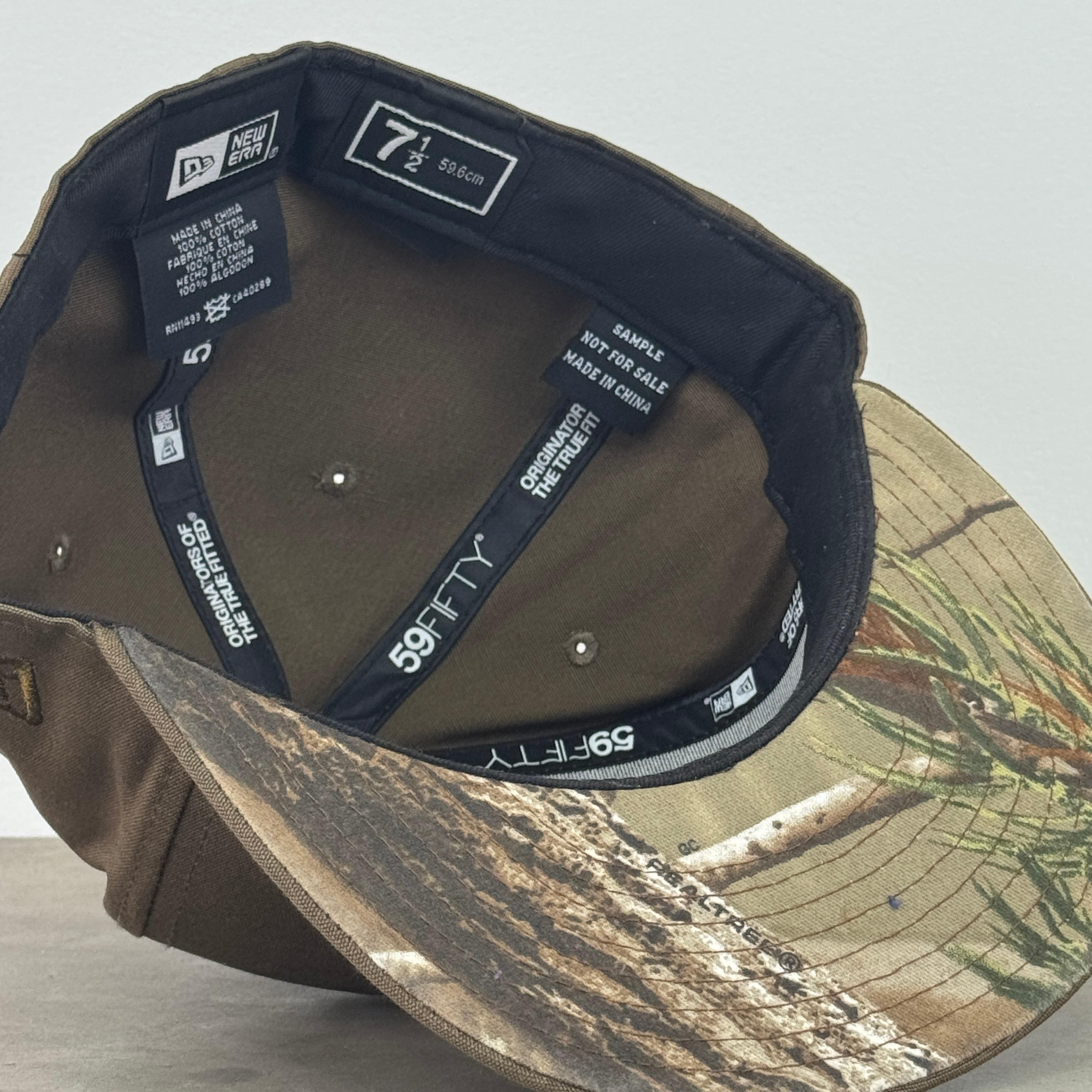 Die Enormous New Era 59FIFTY Fitted Cap Realtree Underbill - SAMPLE - OLIVE - [SIZE 7 1/2]