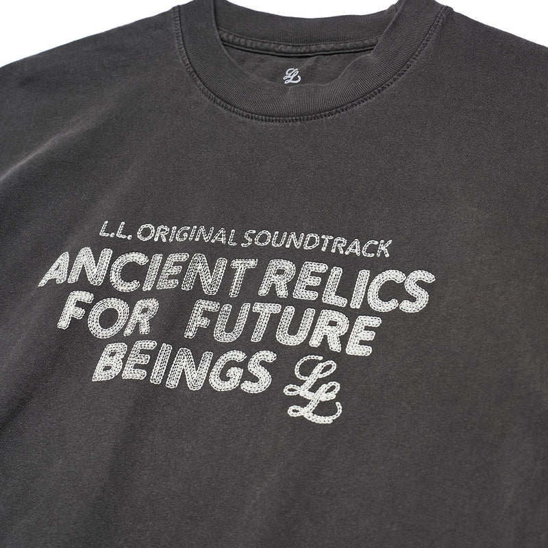 ANCIENT RELICS “PRINT EMBROIDERY” T-SHIRT [VINTAGE BLACK]